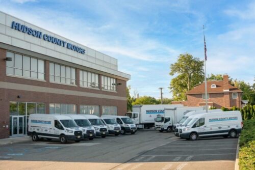 Rent commercial trucks Rent commercial trucks