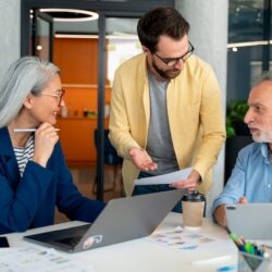 people-working-as-team-company_2