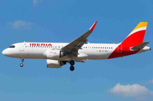 iberia-airlines-airplane-steady-flight-fj43w5ow00ir4p3w (1) iberia-airlines-airplane-steady-flight-fj43w5ow00ir4p3w (1)