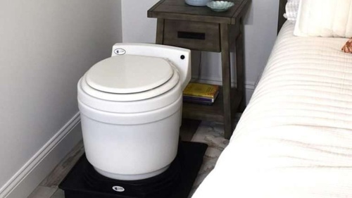 Choosing the Best Bedside Commode Toilet Seat for Convenience (1) Choosing the Best Bedside Commode Toilet Seat for Convenience (1)
