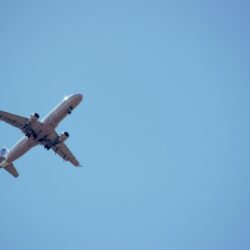 canva-white-airliner-MADGvgVRLZc