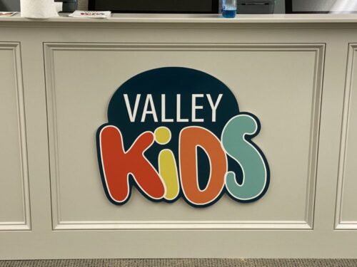 Lobby_sign_of_Valley_Kids (1) Lobby_sign_of_Valley_Kids (1)