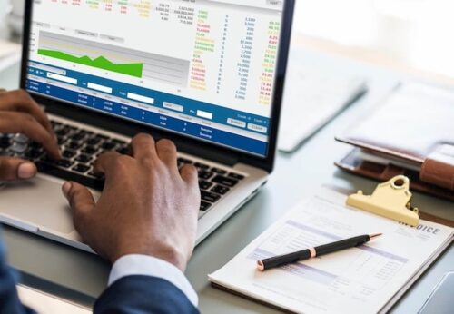 finance-and-accounting-careers-2 finance-and-accounting-careers-2