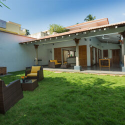Garden-Side-With-Barbecue