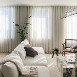 5-Best-Sheer-Curtains-For-Living-Rooms-in-Summer-6