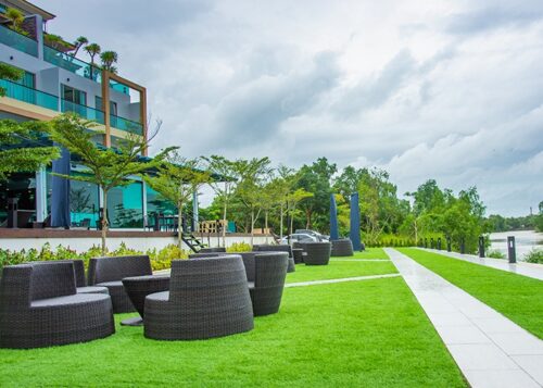 Commercial-backyard-construction Commercial-backyard-construction
