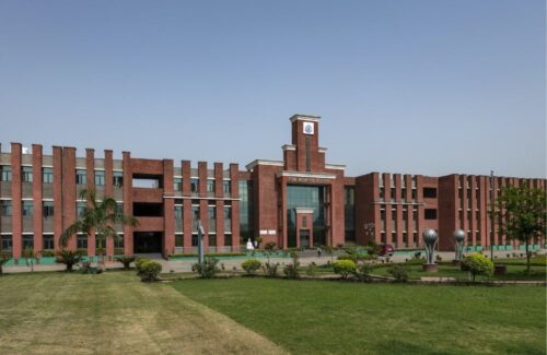 campus-2-min campus-2-min