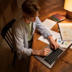 young-man-learning-virtual-classroom (1)