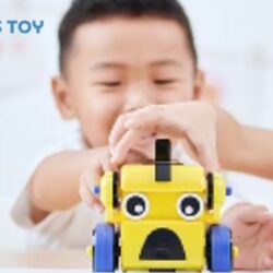 STEM Robot Building Kit (1)