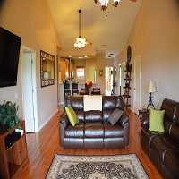 imgi_31_Living-room-of-a-condo-in-Branson
