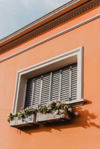 Window-Shutters-in-Leeds Window-Shutters-in-Leeds