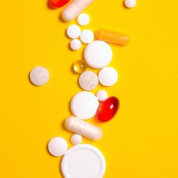 multivitamin tablets