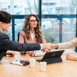 imageye___-_imgi_5_business-meeting-office-770x500