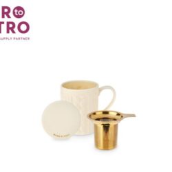 annette-knit-ceramic-tea-mug-infuser-pinky-up